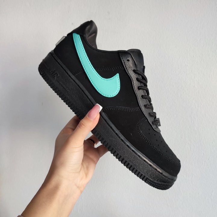 Кроссовки Nike Tiffany