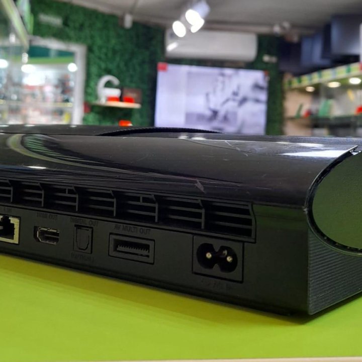 Игровая приставка Sony PlayStation 3 Super Slim.