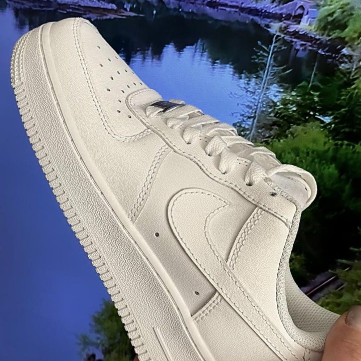 Кроссовки Nike air force 1