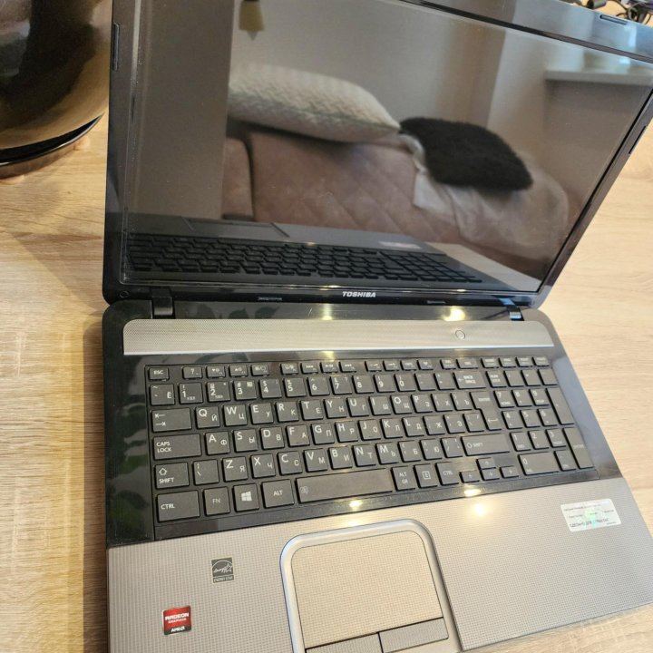 Toshiba L870, core i7, 16gb, SSD, 17