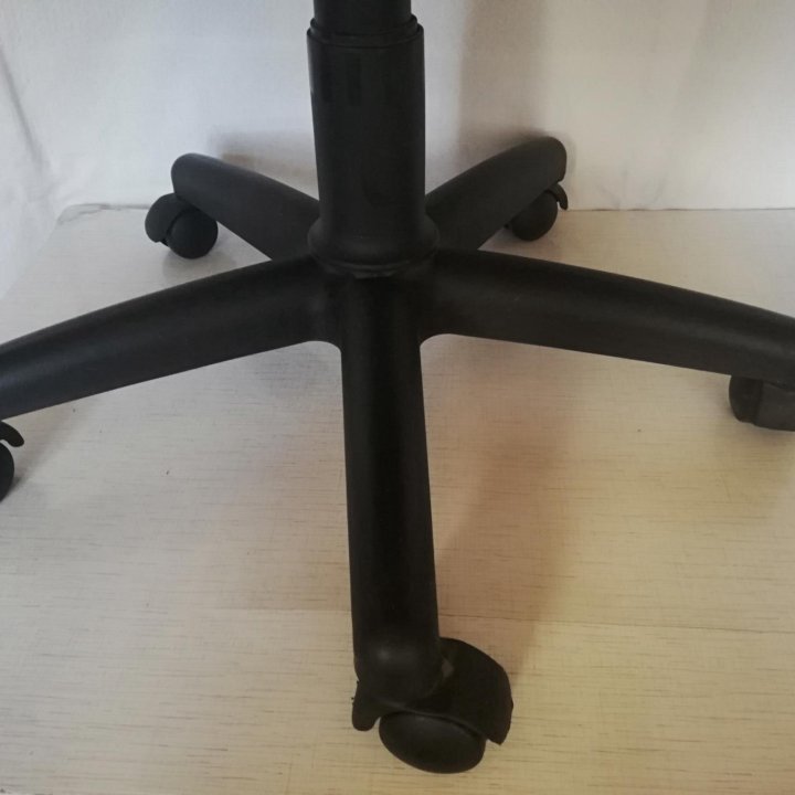 Компьютерное кресло, б/у