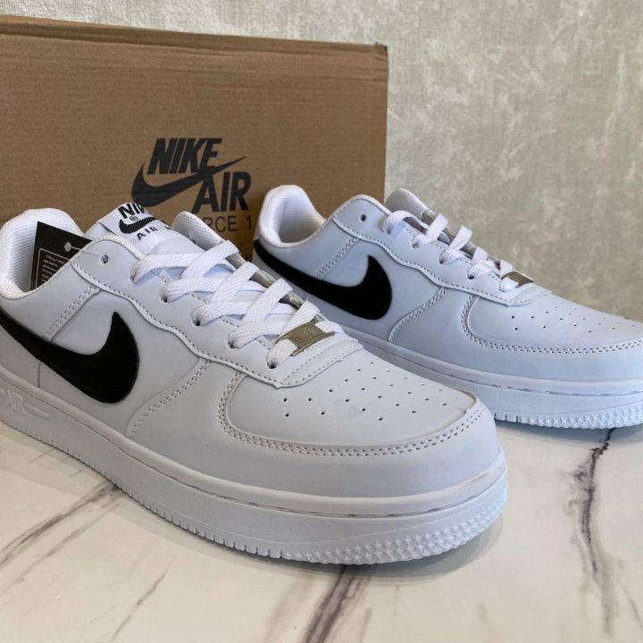 Кроссовки Nike Air Force