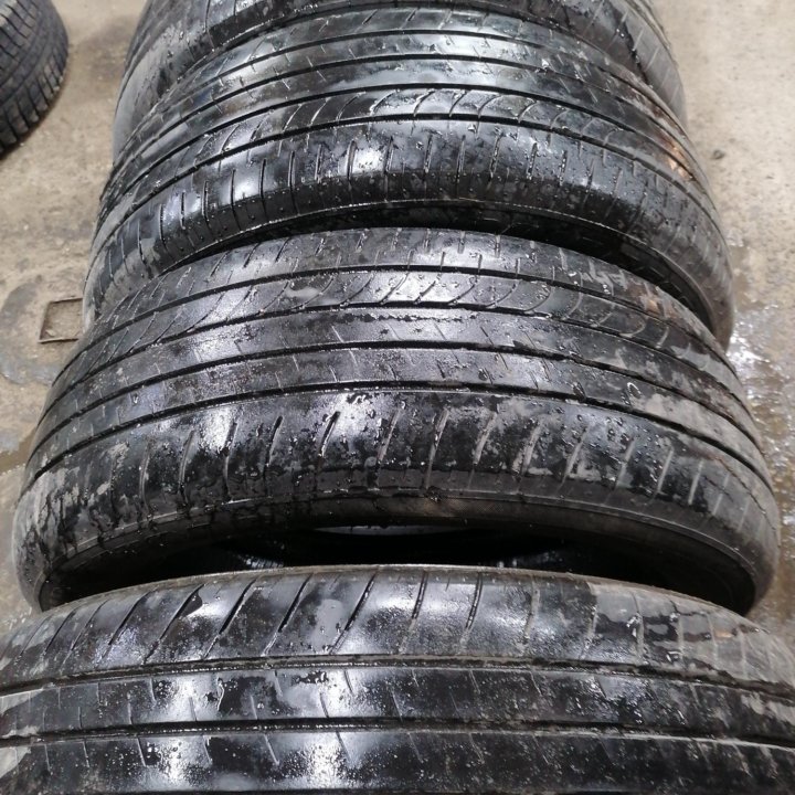 Bridgestone 235/55r20