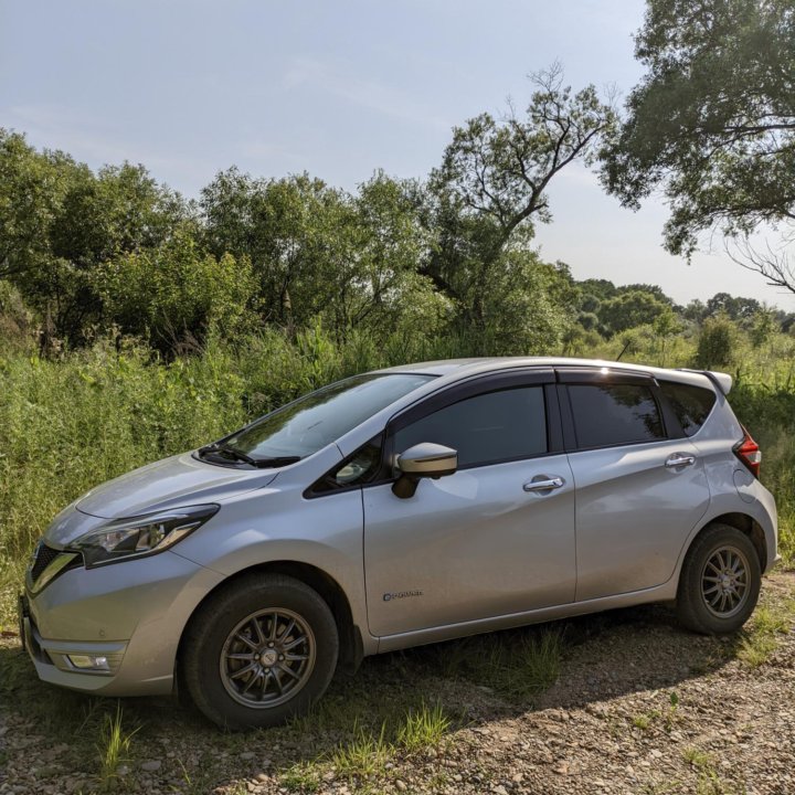 Каркасные шторы Nissan Note 2012-2019 E12, HE12