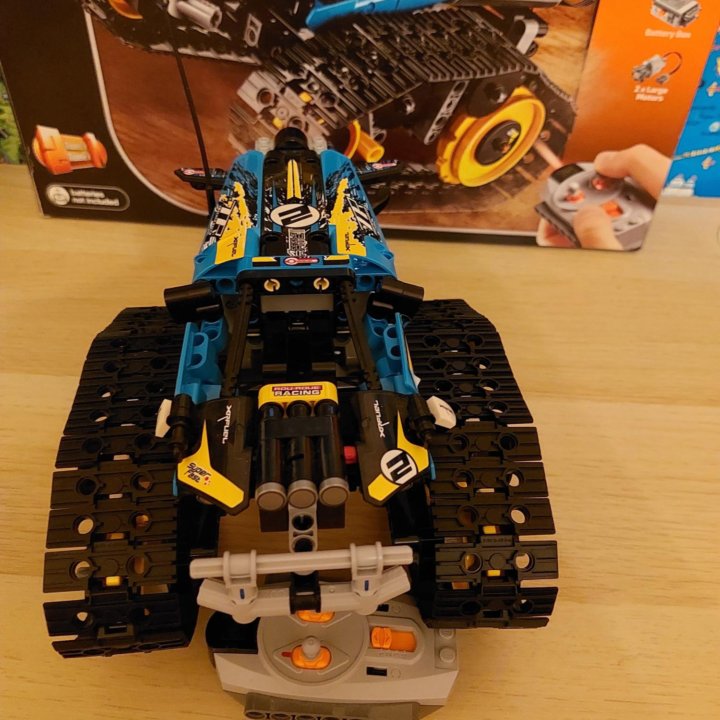 Конструктор LEGO Technic 42095 Скоростной вездеход