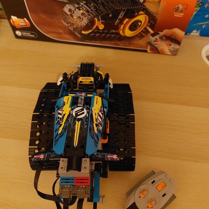 Конструктор LEGO Technic 42095 Скоростной вездеход