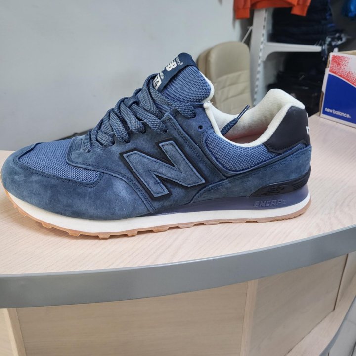 Новые кроссовки NB