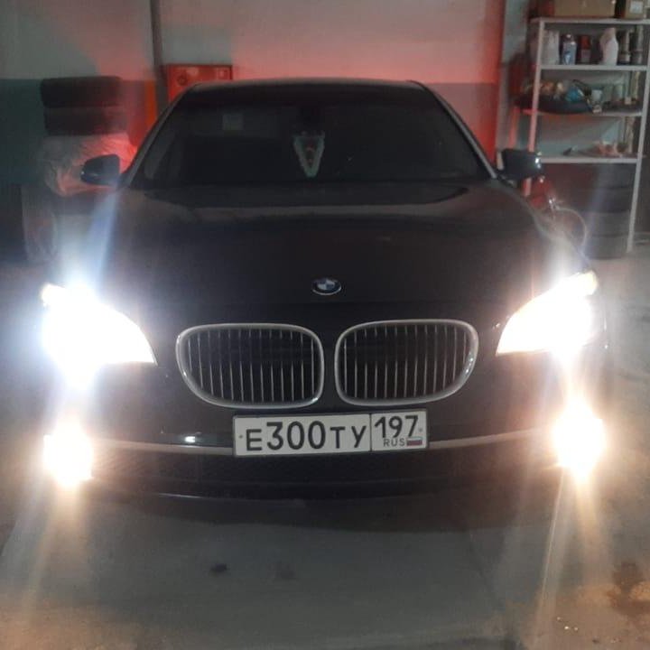 BMW 7 серия, 2011