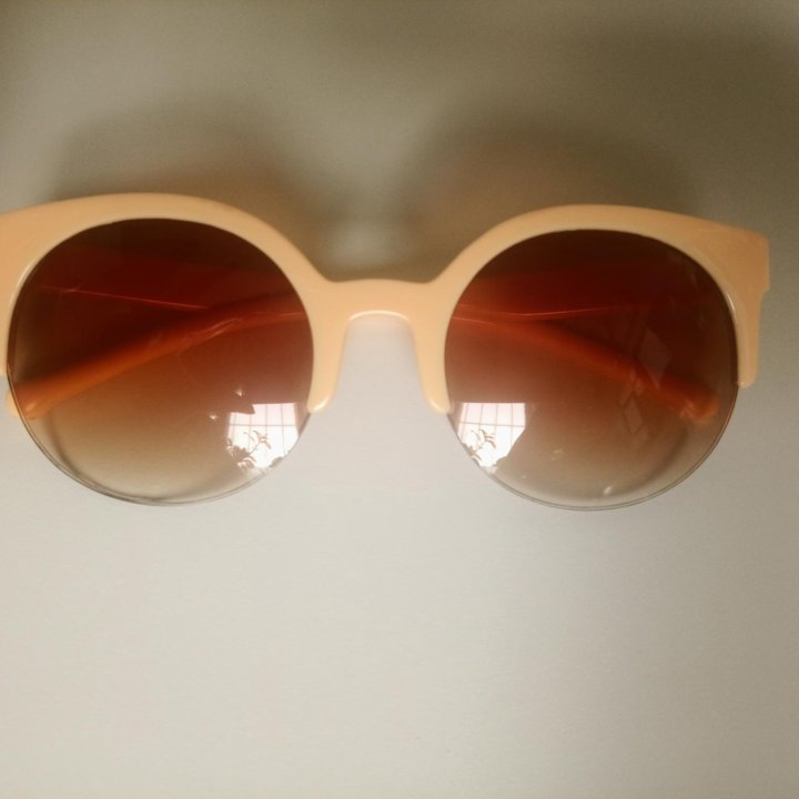 Солнечные очки