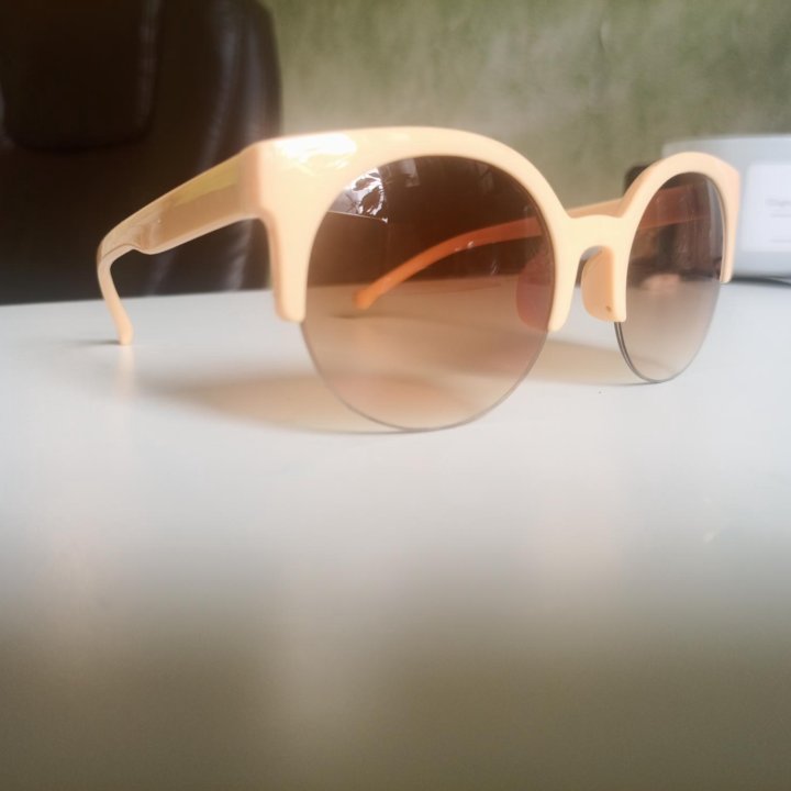 Солнечные очки