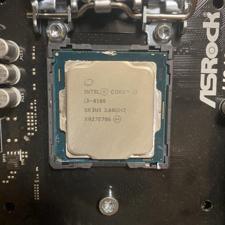 Процессор Intel Core i3-8100 OEM 3,6GHz