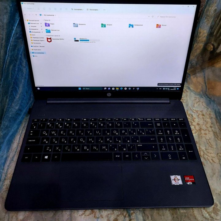 Ноутбук HP Laptop 15s-eq155ux