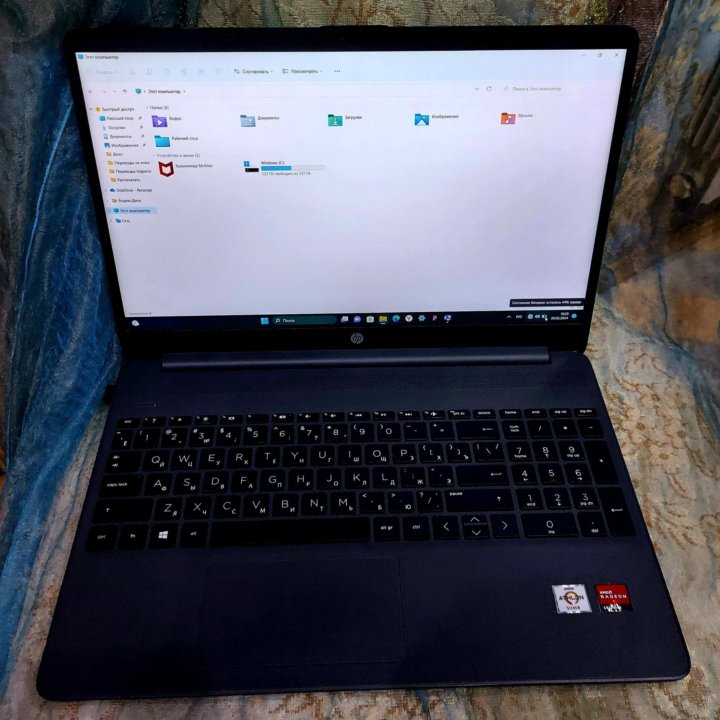 Ноутбук HP Laptop 15s-eq155ux