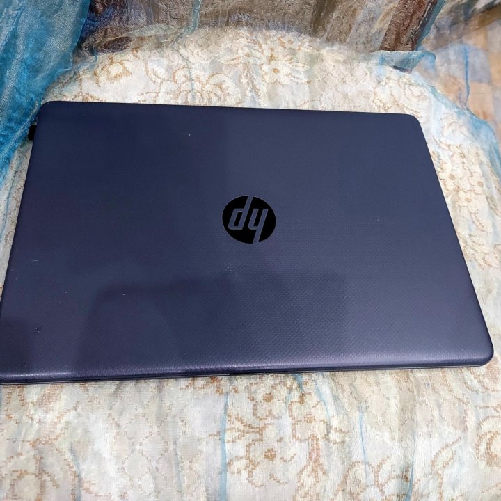 Ноутбук HP Laptop 15s-eq155ux