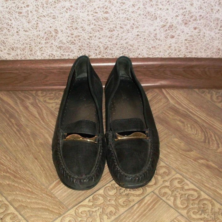 Черные кожаные мокасины, размер 40