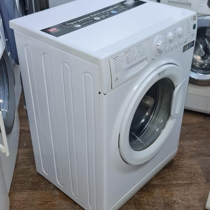 Стиральная машина Hotpoint WML 700