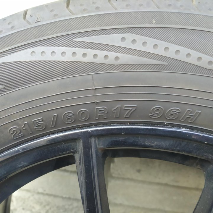 Литые диски Gspeed с резиной 215/60R17 96H