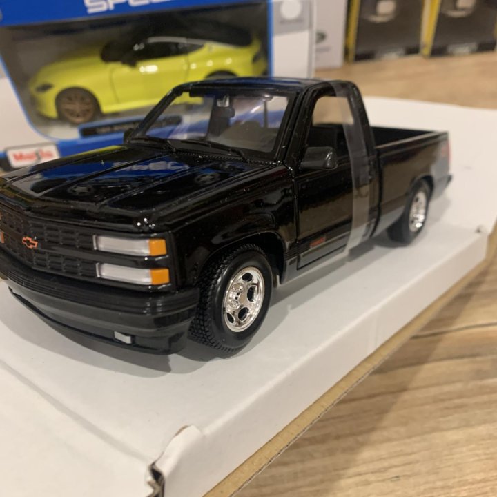 1/24 Chevrolet пикап