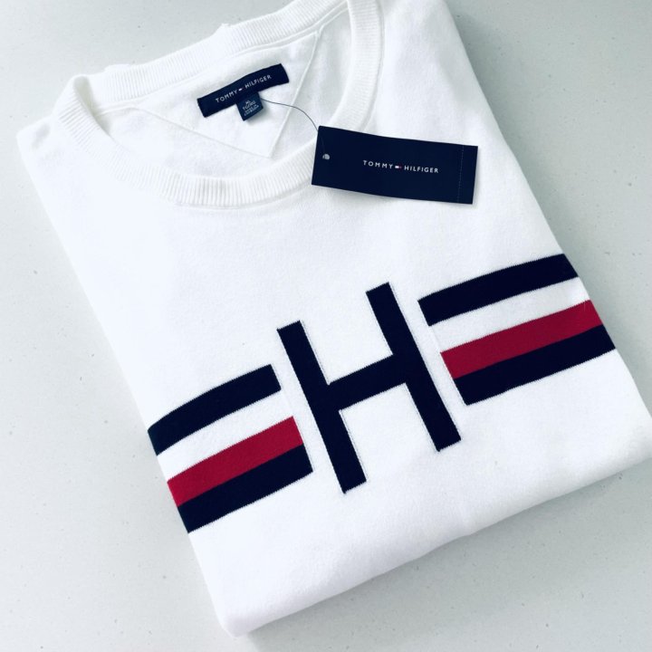 Джемпер Tommy Hilfiger ( новый,оригинал)