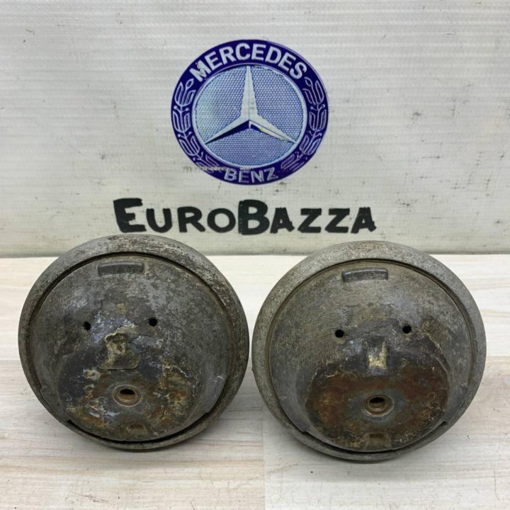 Подушка двигателя Mercedes W210