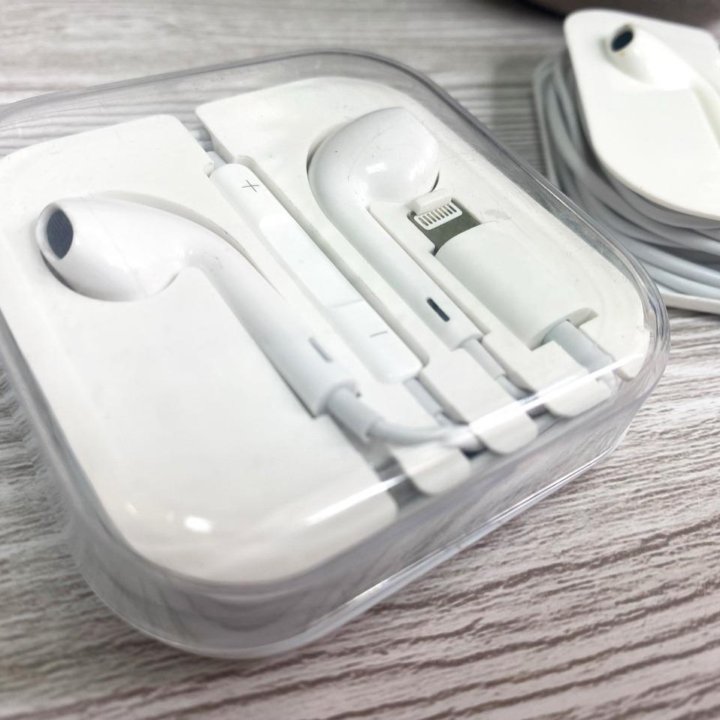 Проводные наушники EarPods lightning