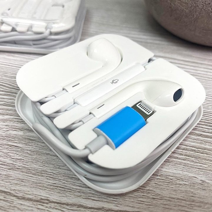 Проводные наушники EarPods lightning