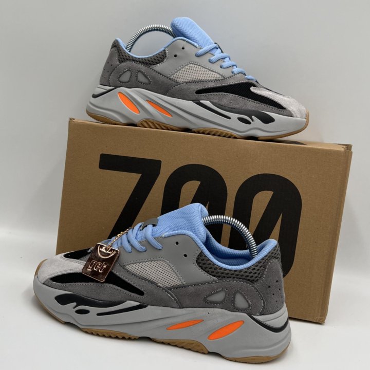 Кроссовки мужские Adidas Yeezy Boost 700