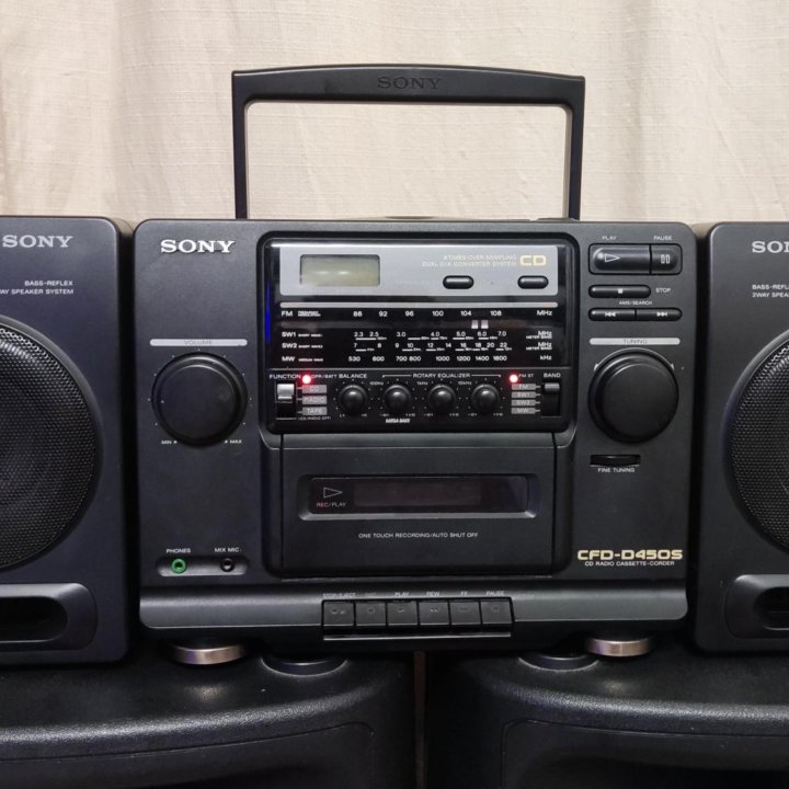 Магнитола Sony SFD-D450S 