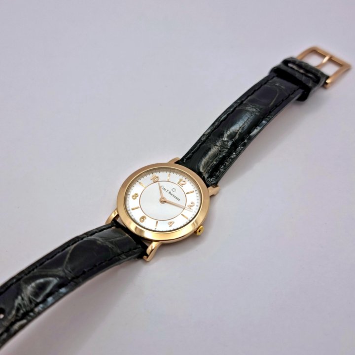 Женские часы Carl F Bucherer Rose Gold