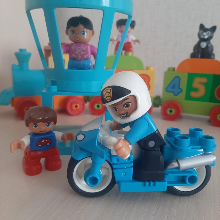 Lego duplo паровоз и мотоциклист