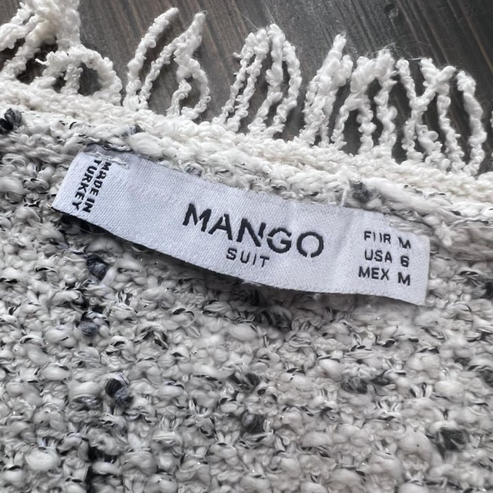 Платье Mango