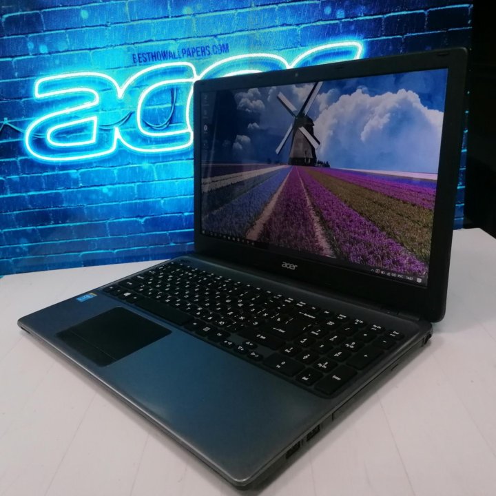 Ноутбук Acer SSD/12Gb/i7 (1236 C)