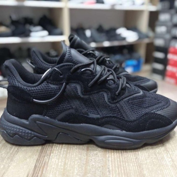 Кроссовки Adidas Ozweego