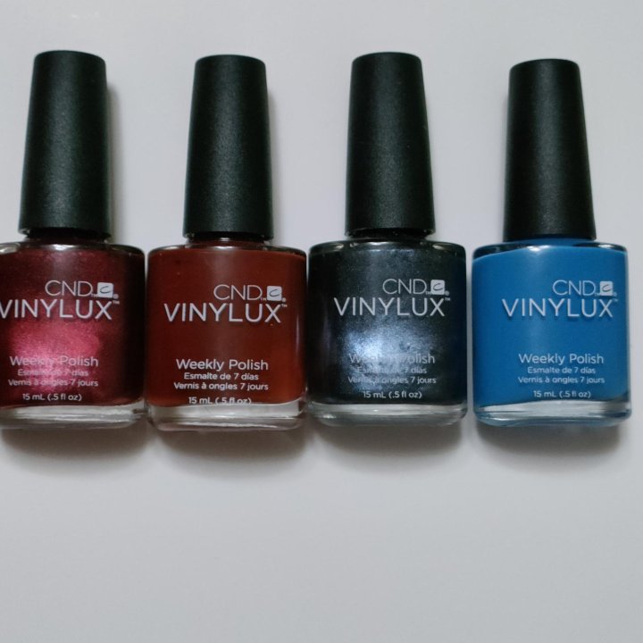 Лак CND VINYLUX