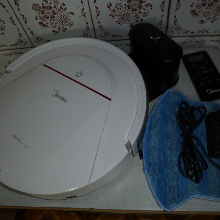 робот пылесос midea