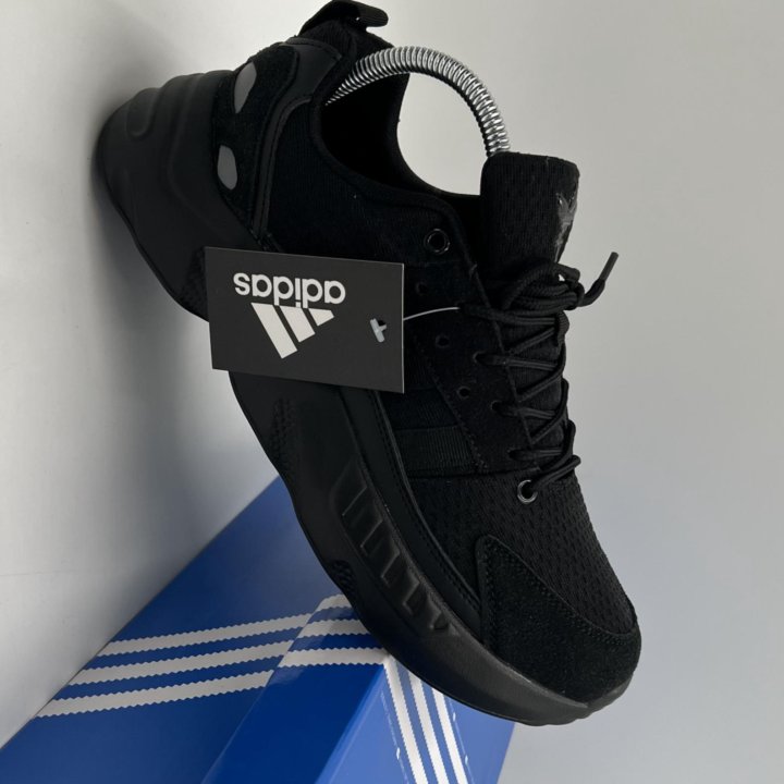 Кроссовки Adidas