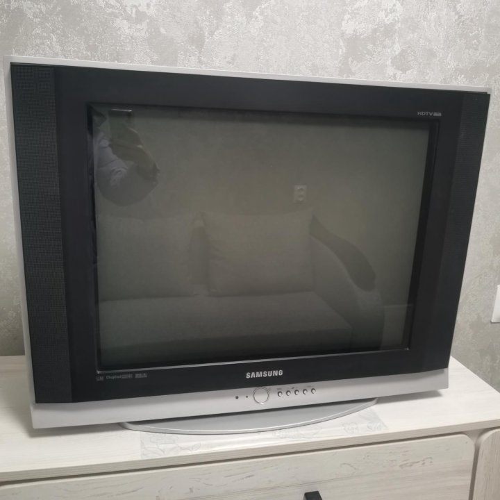 Телевизор LG отличное состояние