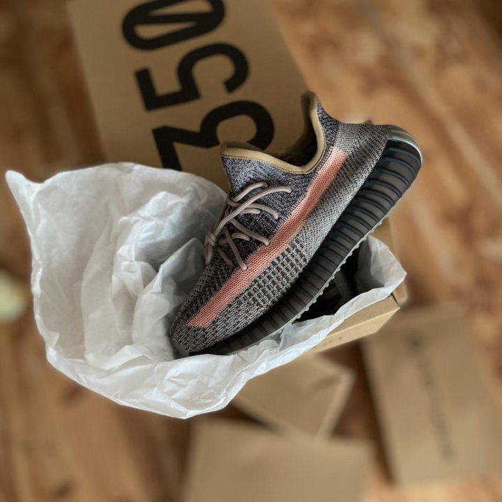 Кроссовки Adidas Yeezy Boost 350