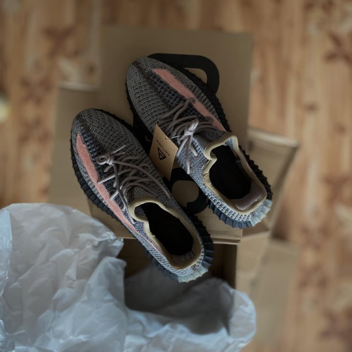 Кроссовки Adidas Yeezy Boost 350