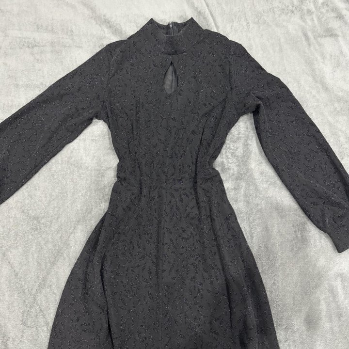 Платье миди