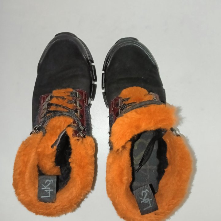 Зимние ботинки итальянского бренда L4k3, р. 37