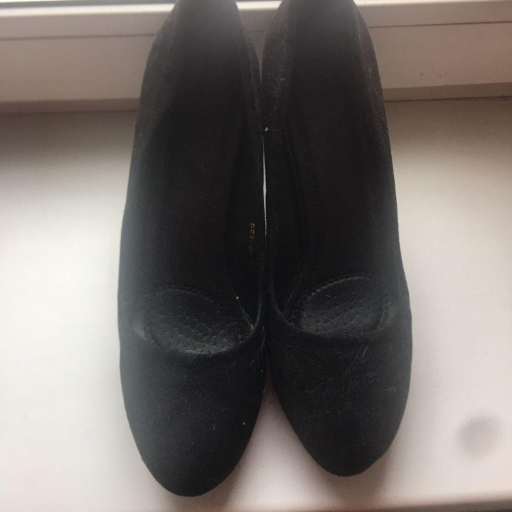 Платье и туфли