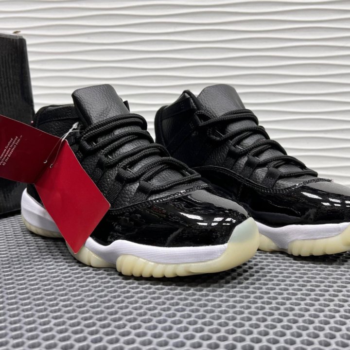 Кроссовки Nike Air Jordan 11 Black (41-46)