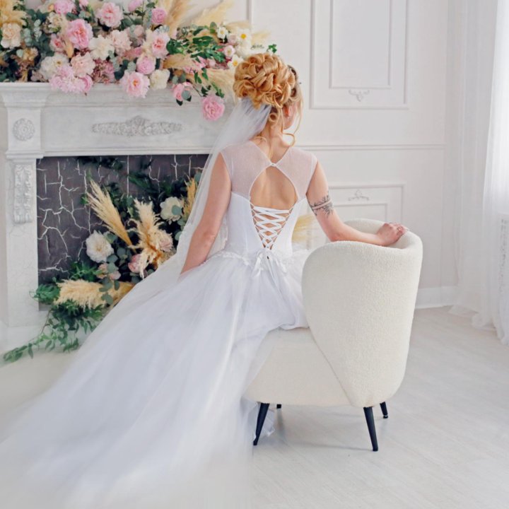 Свадебное платье