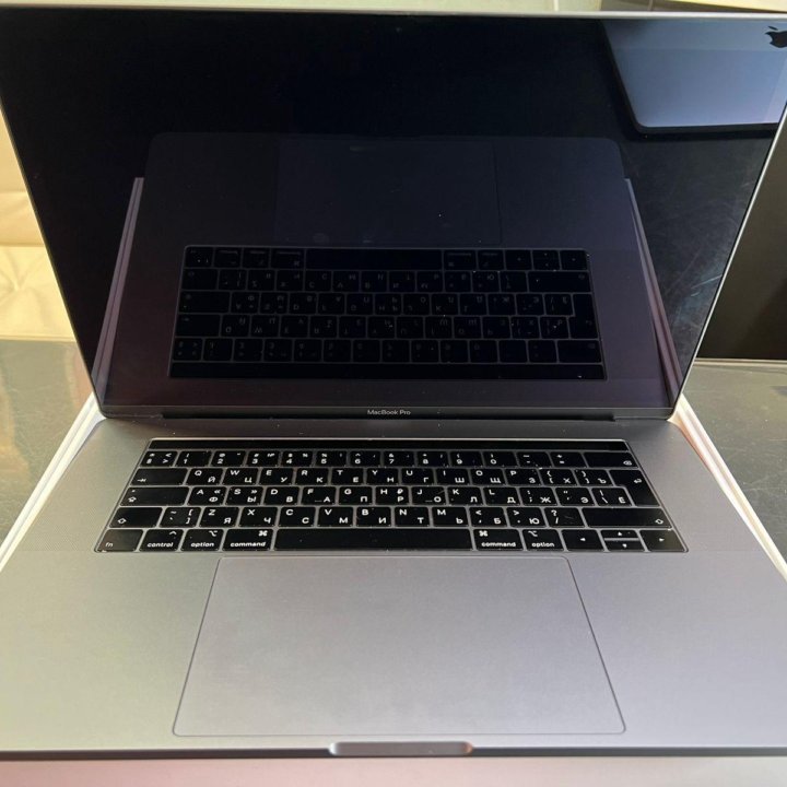 32gb ОЗУ + 512gb SSD, MacBook Pro 15 2018 Intel CO