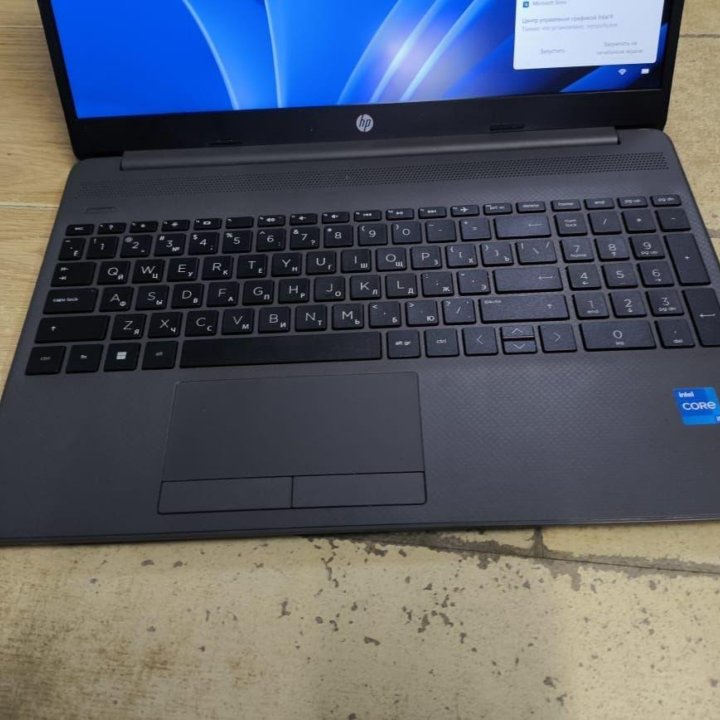 HP 250 G9 CORE I5 1235U/8gb /512gb SSD/4gb Intel x