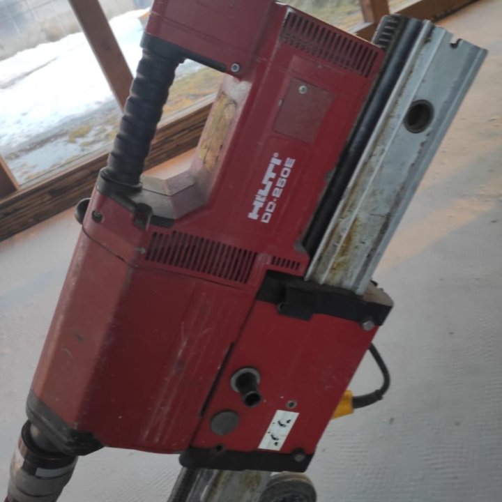 Установка алмазного бурения Hilti DD-250E