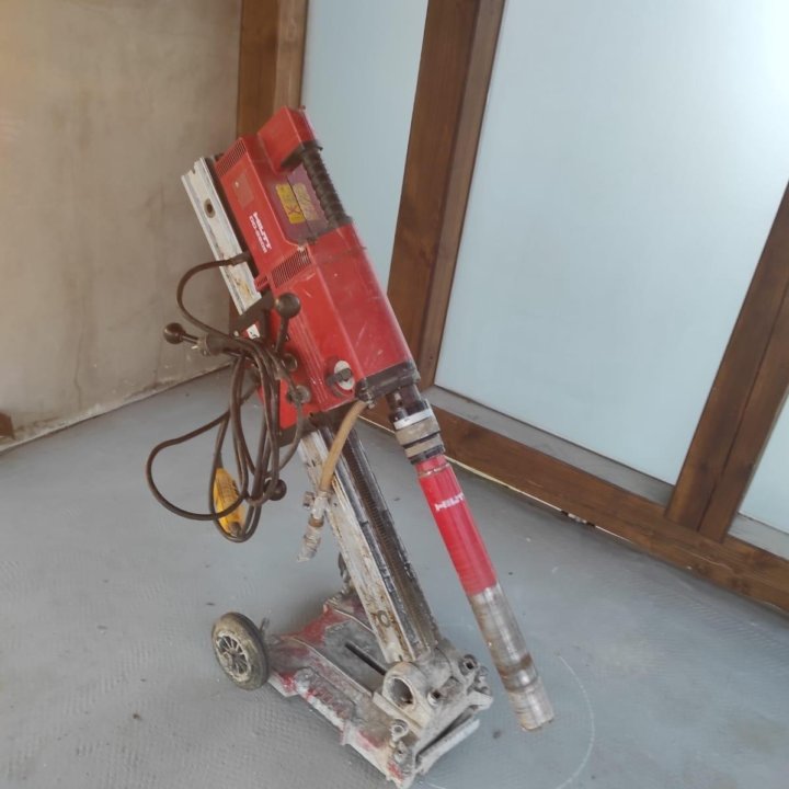 Установка алмазного бурения Hilti DD-250E