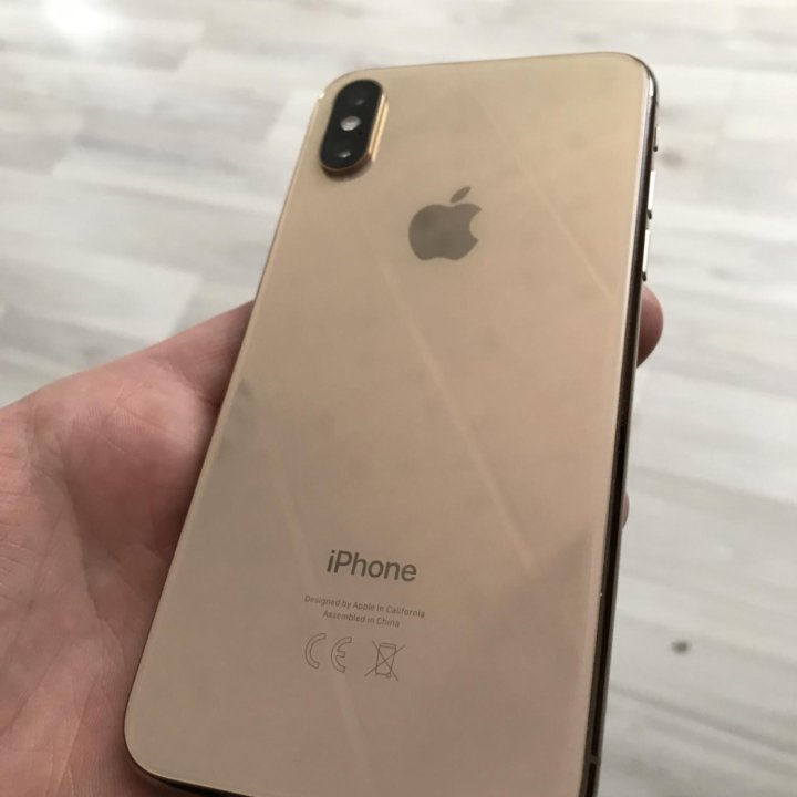 iPhone XS