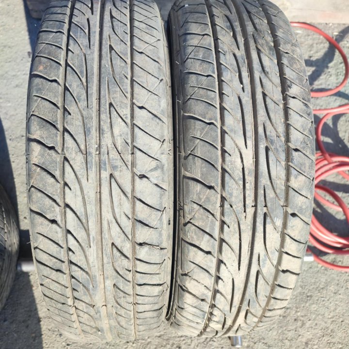 Пара шин Dunlop SP Sport LM703 175/60 R15